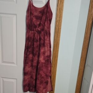 Old Navy Burgundy Tie-Dye Midi Dress